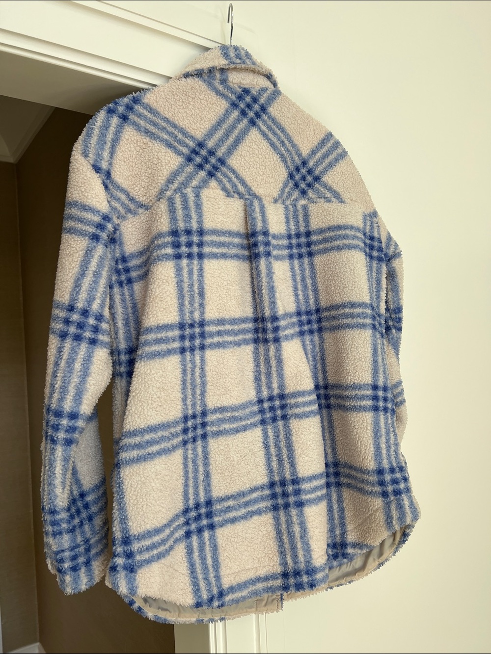Marine Layer women’s Cream & Blue Plaid Sherpa fleece Jacket SMALL - Picture 3 of 4